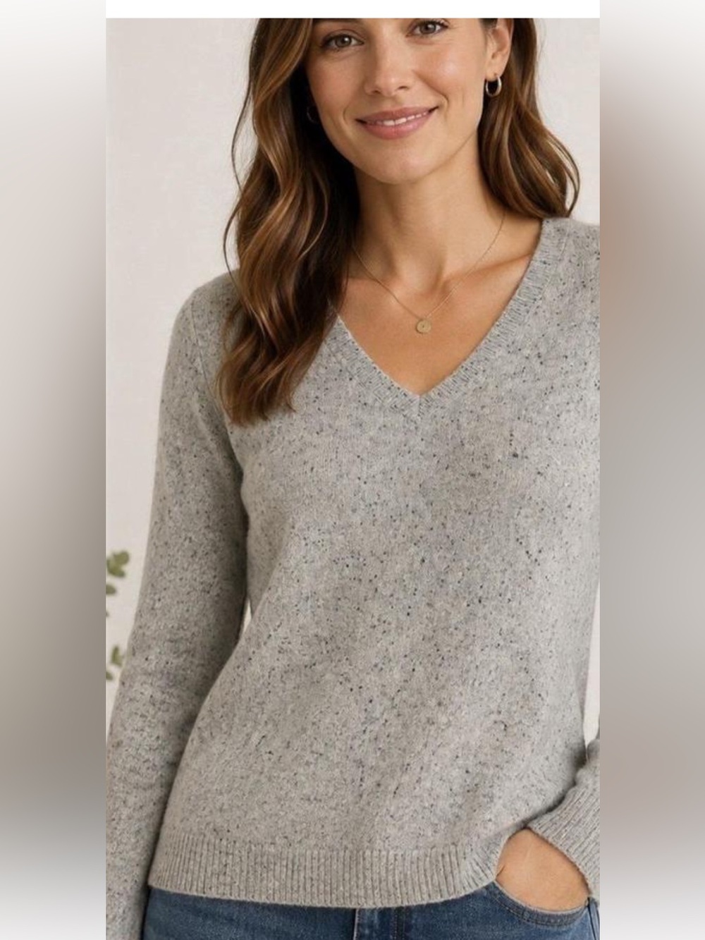 C by Bloomingdales  Donegal Speckled Cream V-Neck Cashmere Sweater